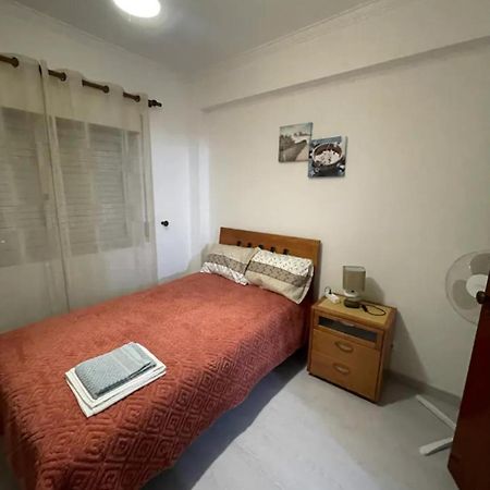 Quarto Calmo E Acolhedor Lägenhet Almada Exteriör bild